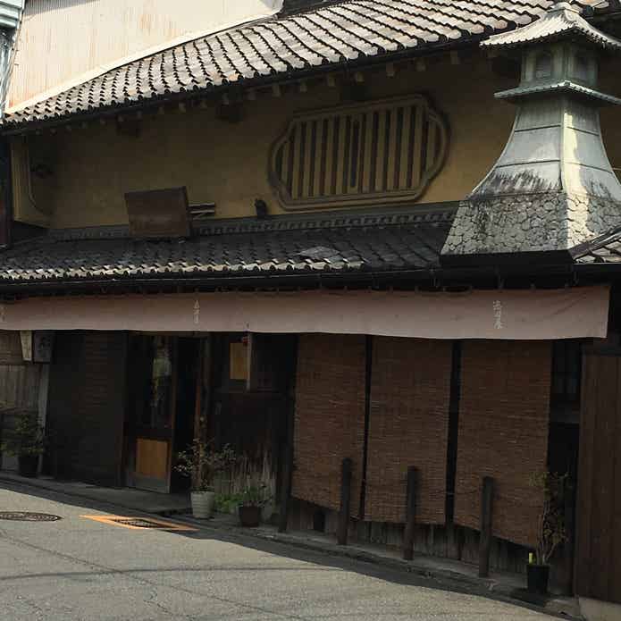 池田屋本舗の美しい佇まい