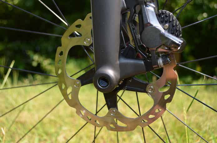 【お悩み解決】ロードバイクのディスクブレーキを詳しく解説します
