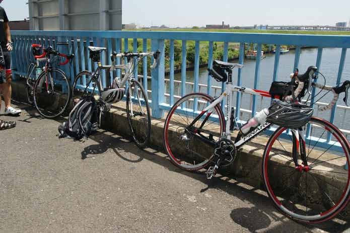 自分の自転車に合うボトルケージを見つけよう