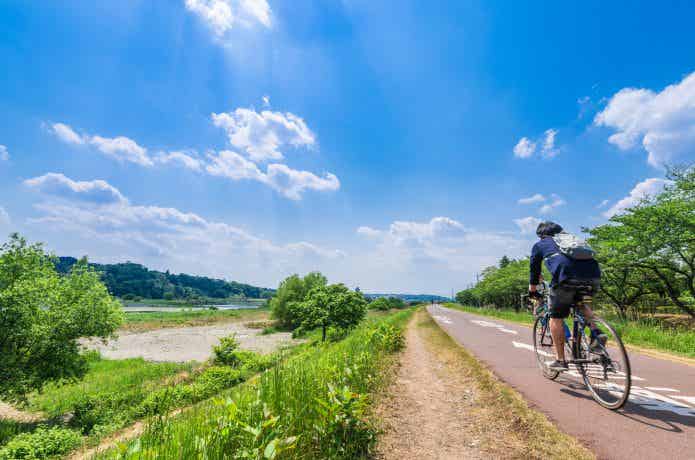 晴れの日のサイクリング