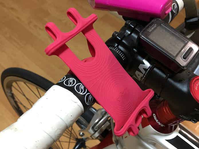 自転車の楽しみを増やす「スマホホルダー」