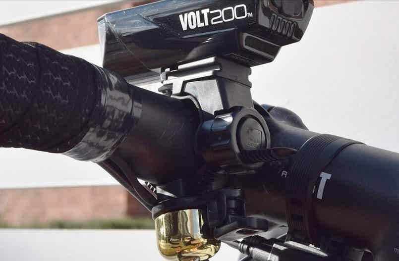 自転車のライト、ベル