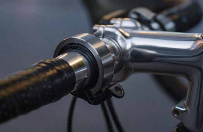 スポーツバイクにはコンパクトなもの