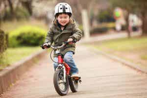 子ども用のおすすめヘルメット9選【自転車に楽しく安全に乗ろう】