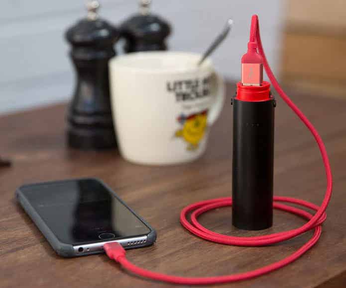 モバイルバッテリーとして、使えちゃう？？
