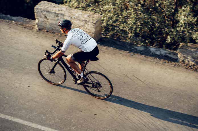 本格的にロードバイクに乗るなら、SPD-SL