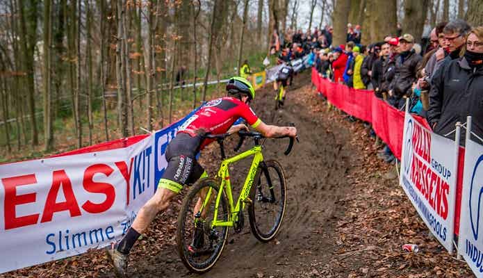 カナダのスポーツバイク専門ブランド「ガノー」
