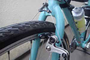 カンチブレーキを解説！アンティークなバイクにも似合うブレーキ。