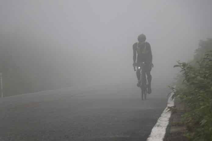 峠　走り方　自転車