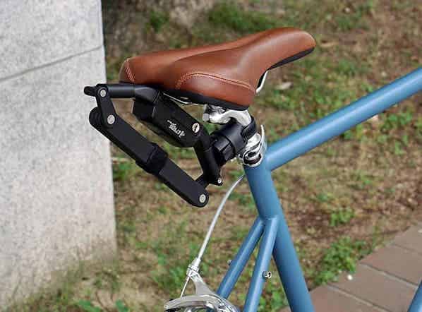 専用ブラケット　自転車　鍵