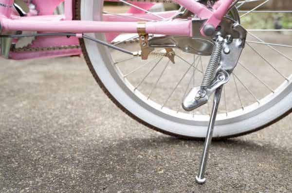 自転車　キックスタンド