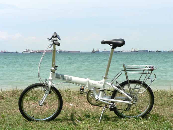自転車用おすすめのセンタースタンドをご紹介。スポーツバイクで気軽に寄り道しよう！