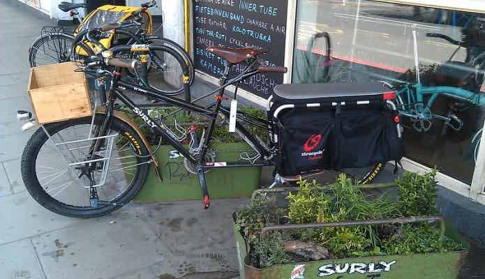 SURLYのカーゴバイク