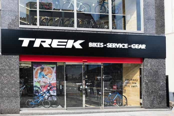 トレックストアの路面店