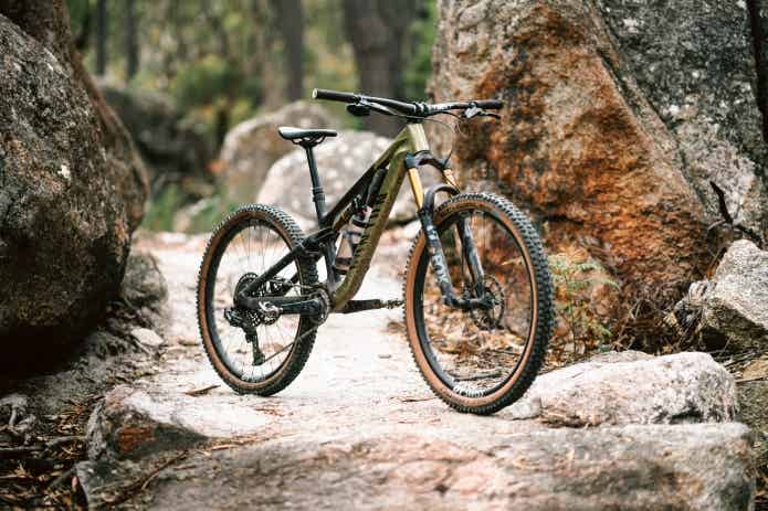 CANYONで最も人気のMTB、『ニューロン』がフルモデルチェンジして新登場！ | CYCLE HACK（サイクルハック）