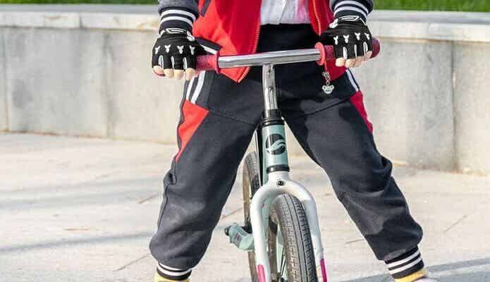 自転車　プロテクター