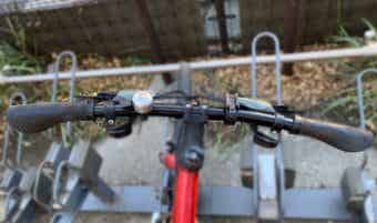 クロスバイクのハンドル