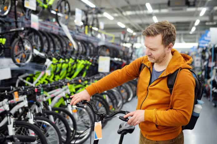 ショッピングセンターの自転車店