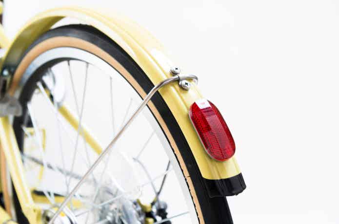 自転車の後輪の泥除け