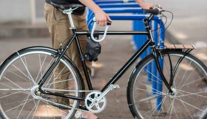 自転車とU字ロック