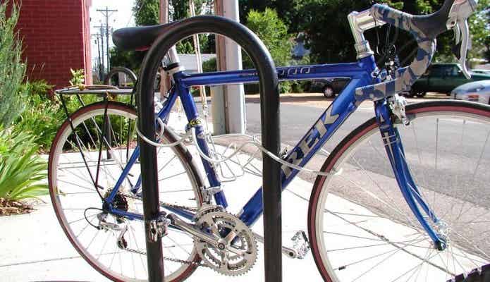 自転車　駐輪