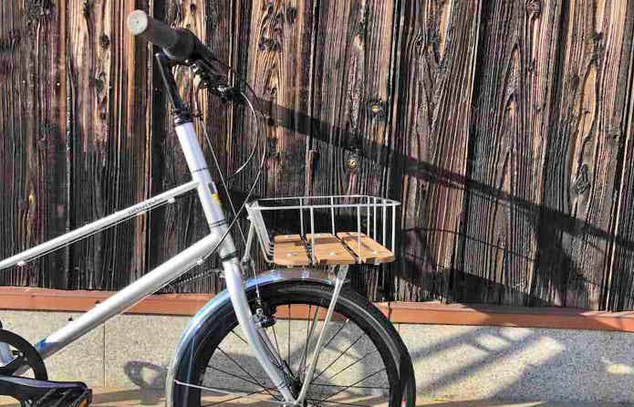 前かごを付けたBRUNOミキスト