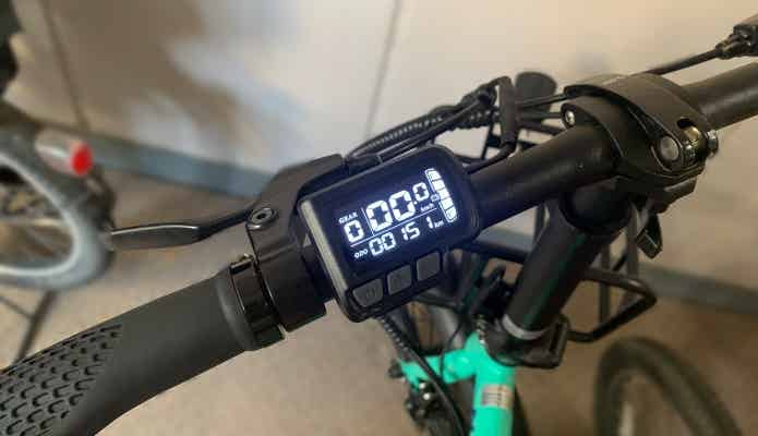 電動アシスト自転車の電源スイッチ