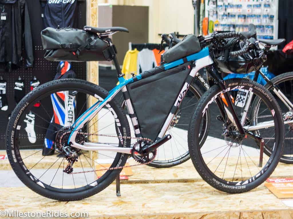 自転車キャンプの装備
