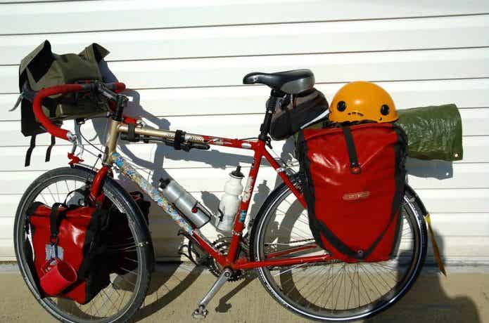 自転車キャンプのバッグ装備