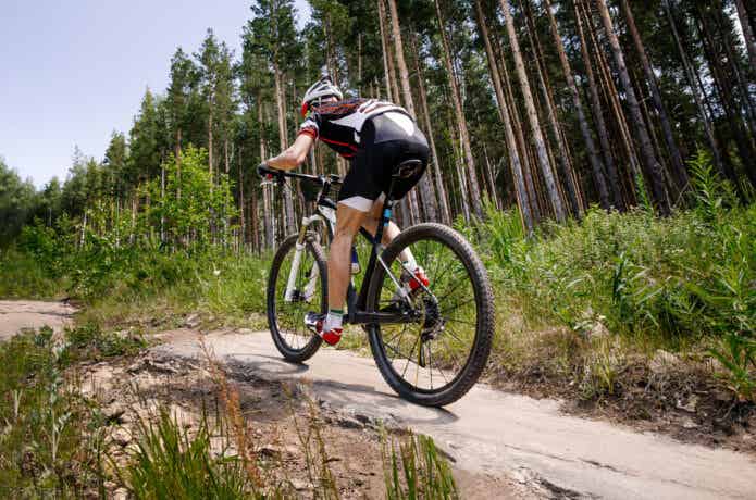 自転車の坂の走行