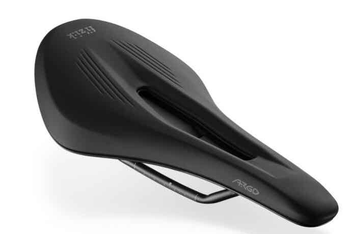 フィジークVENTO ARGO R3 サドル Amazon | Fizik Vento Argo R3 アダプティブサドル ブラック
