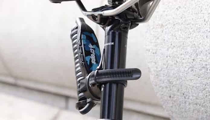 クロスバイク用の鍵の取り付け場所