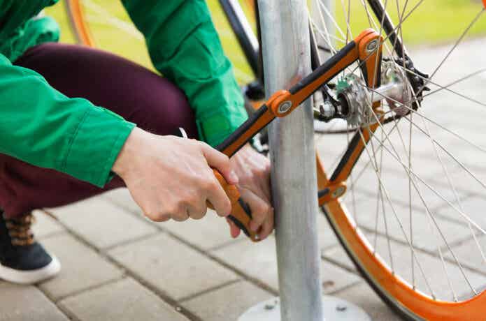 【2024年】クロスバイクの鍵おすすめ30選！使い方に合わせた選び方も解説