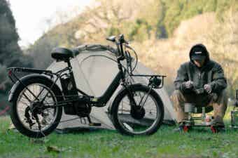【パワフルで魅力的なビジュアル】キャプテンスタッグより電動折りたたみ自転車の代表作誕生！
