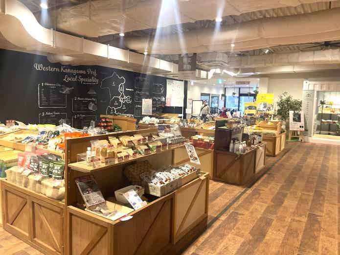 ビオトピアのマルシェ店内