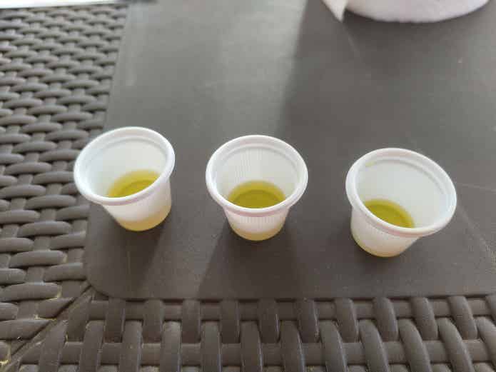 ファームビレッジ湘南オリーブ園のオイル