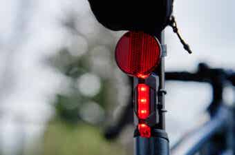 【2024年】自転車のテールライトおすすめランキング13選｜選び方や、よくある質問も
