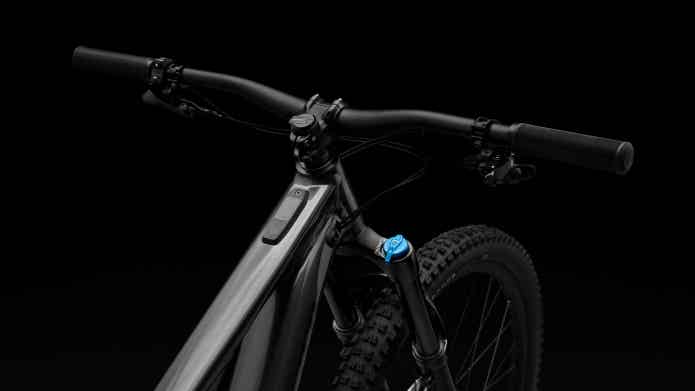 Levo SL Alloyのハンドル