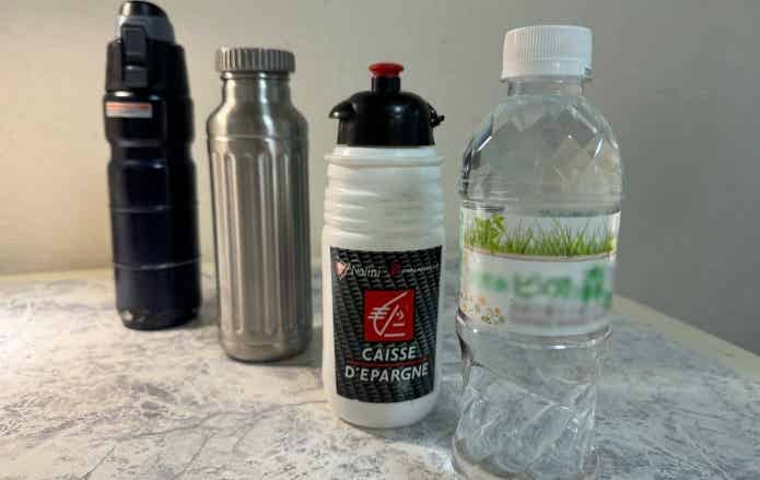 ３種類のサイクルボトルとペットボトル