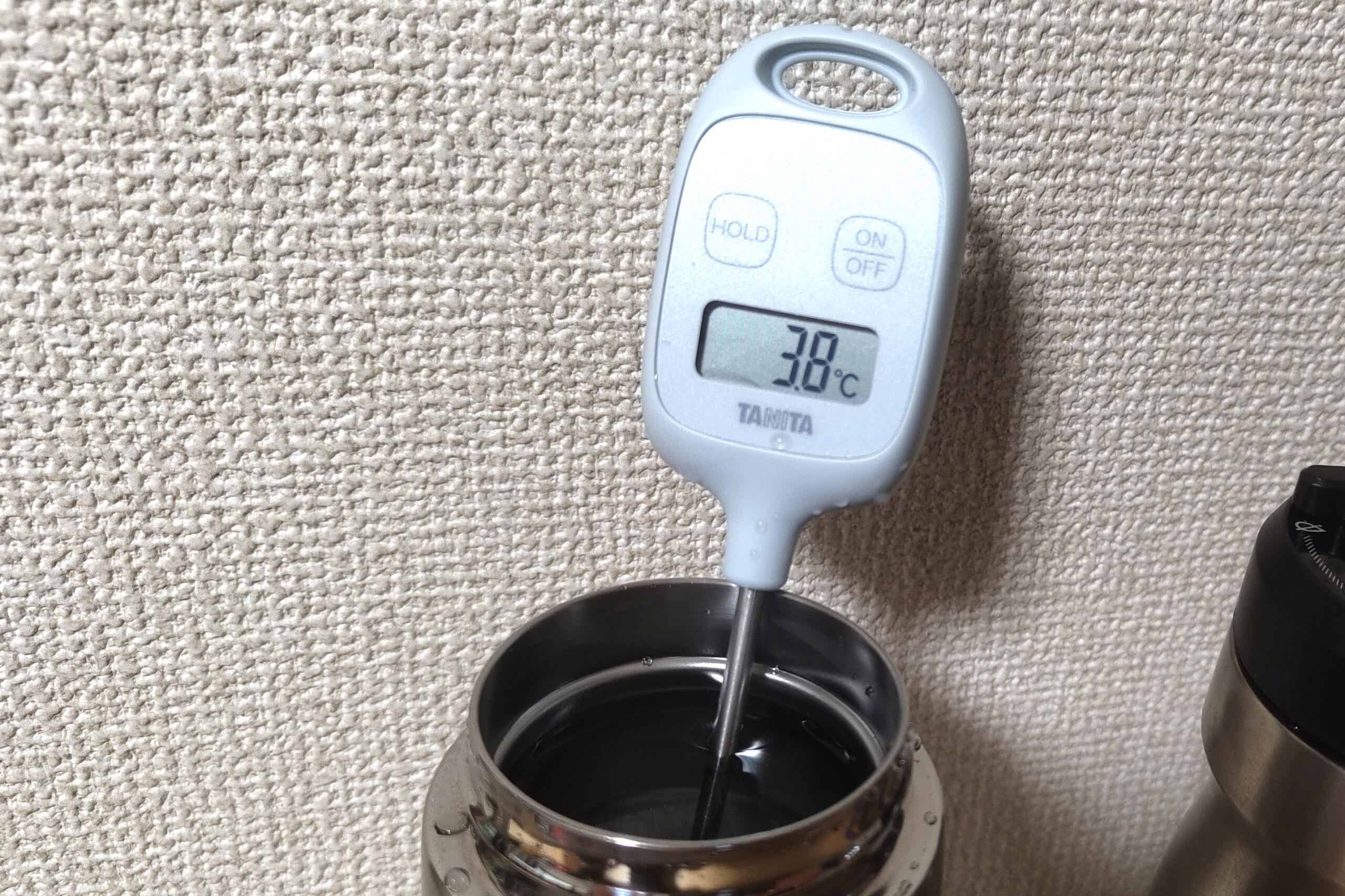ポディウムボトルの水温検証 スタート時の水温3.8℃