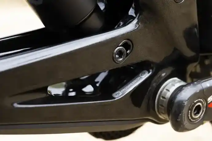 FURY BIKEのパーツ
