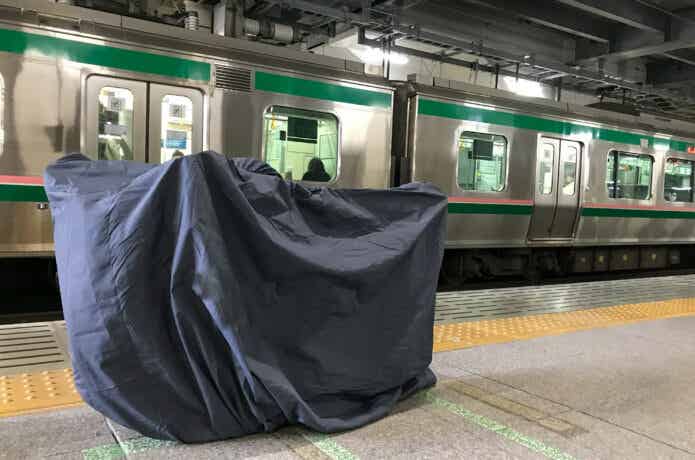 輪行袋で電車に乗る