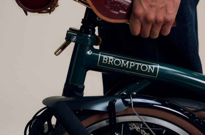 ブロンプトン】 新シリーズ「Makers series」を発表！第1弾は「Brompton x Bremont x Cheaney」のトリプルコラボ  | CYCLE HACK（サイクルハック）