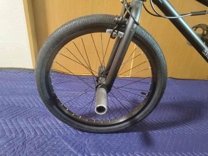 BMXのタイヤ交換前