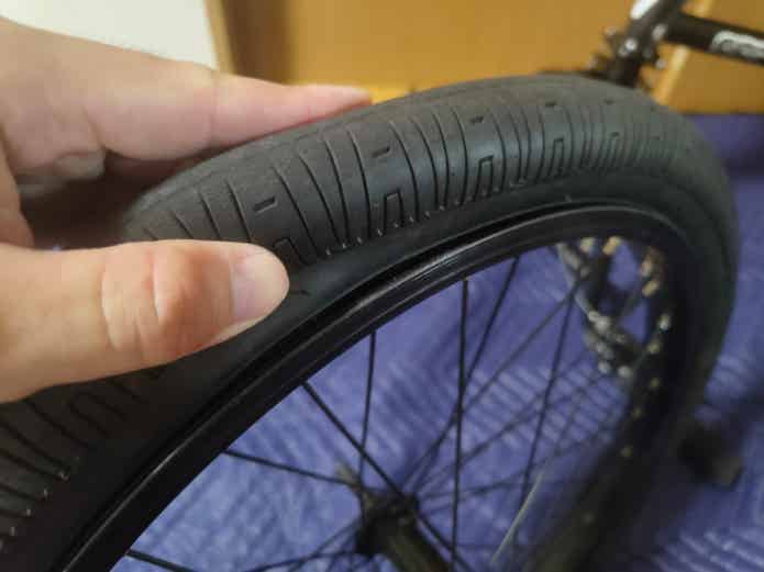 BMXタイヤのチェック
