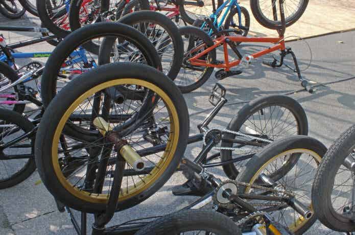 BMXタイヤの屋外保管