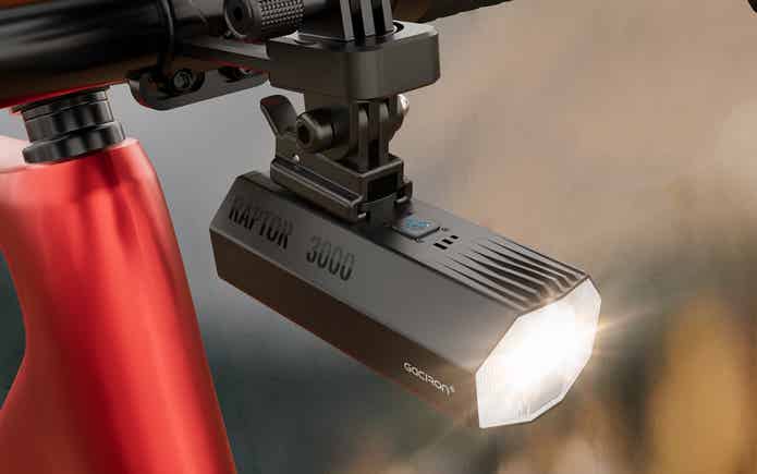 最大3000ルーメン(Raptor-3000)の高輝度モデル