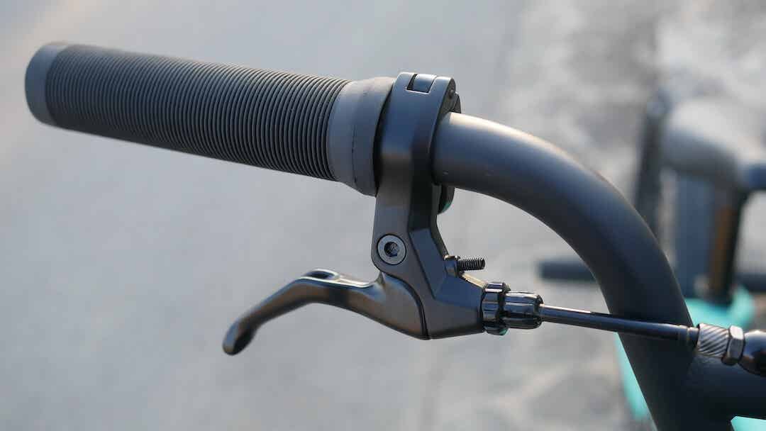 ARESBIKES　APLUS