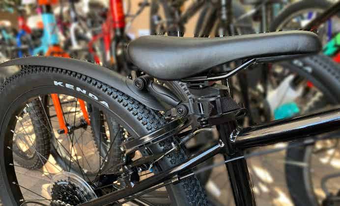 クロスバイクのフェンダー