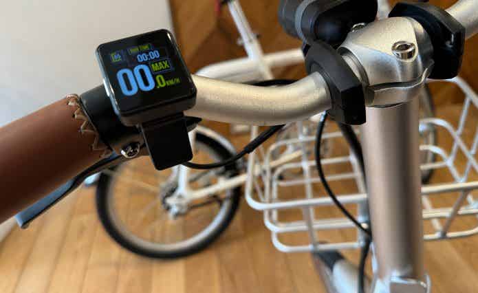 ebikeの電源モニター